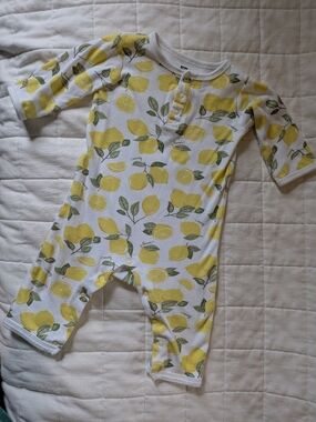 Lemon-Print One-Piece Romper - Yellow